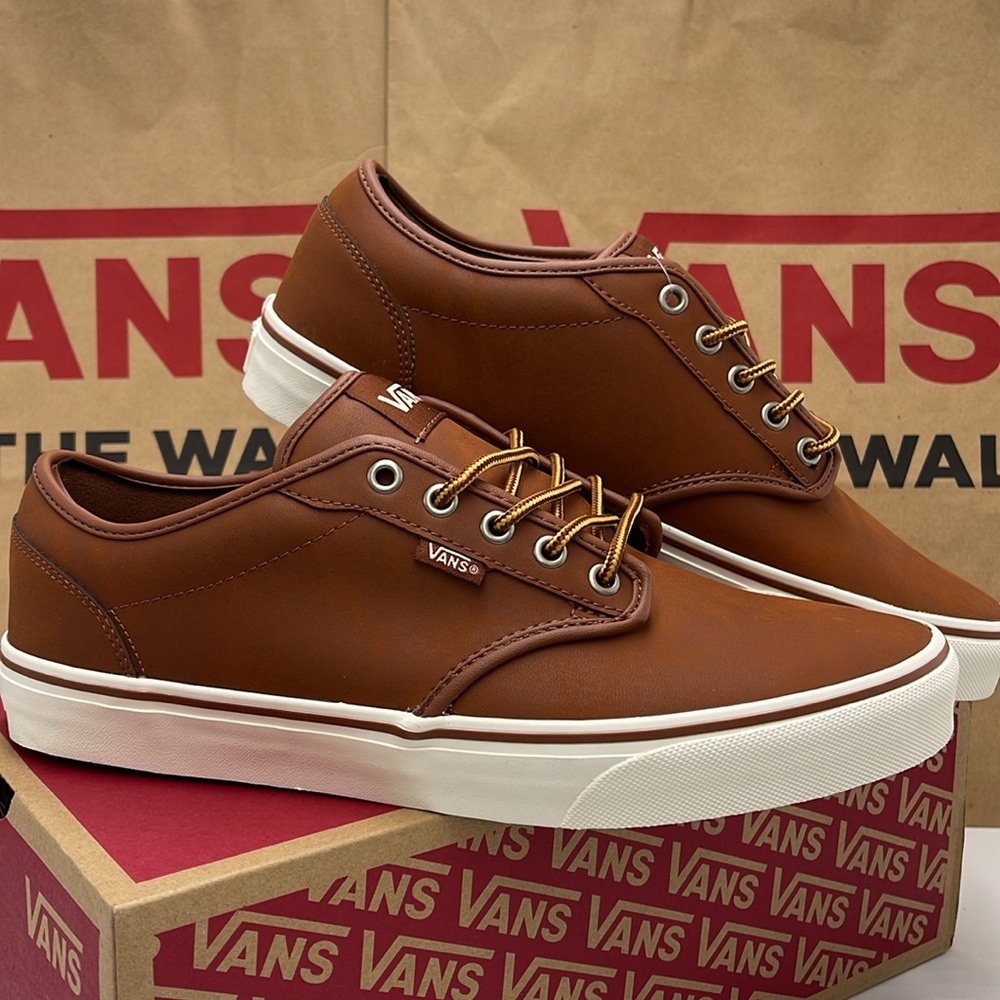 Vans WMNS Leather Sneakers with White Accents Atwood (Leather)Brown/Marshmallow - Picture 7 of 16